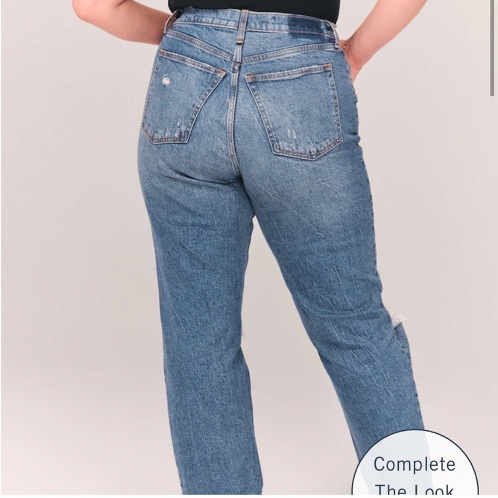 Abercrombie & Fitch Curve Love 90’s Straight Jean - Picture 5 of 11